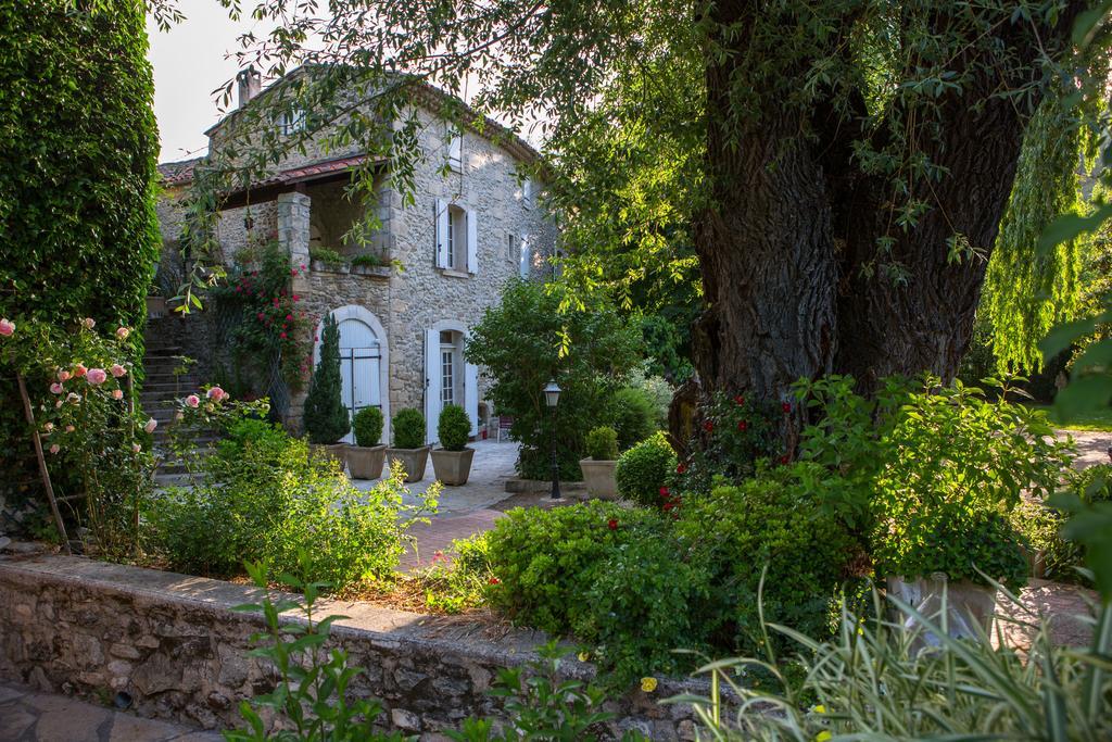 Casa de hóspedes La Campagne St Lazare - Restaurant D'hôtes Piscine&spa Forcalquier